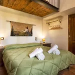 Viktoria & Andras Villa Tredozio
