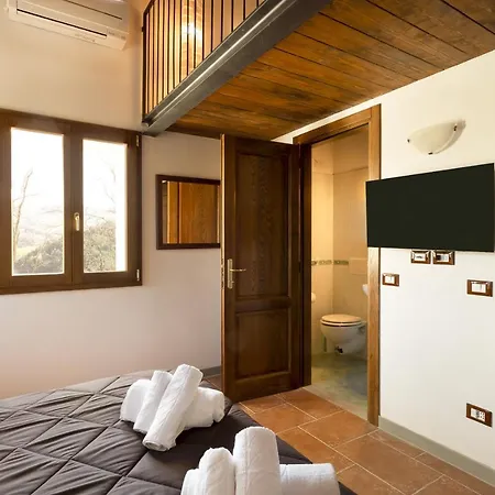 Villa Viktoria & Andras Tredozio