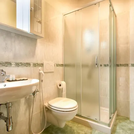 Villa Viktoria & Andras *